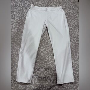 Time and Tru White Skinny Jeans - Slim Fit- NWOT